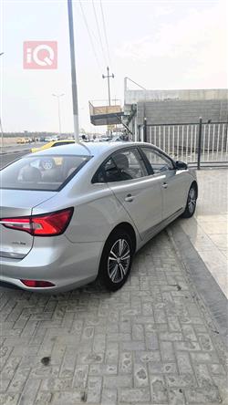 MG 5
